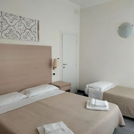 Hotel Garisenda B&B - In Centro A Riccione - Exterior photo