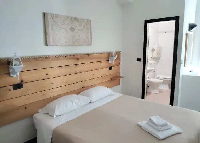 Hotel Garisenda B&B - In Centro A Riccione -