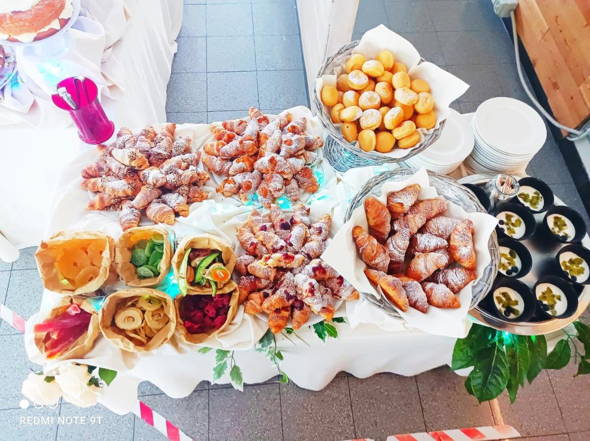 Hotel Garisenda -b&b&brunch In Centro A Riccione- Riccione