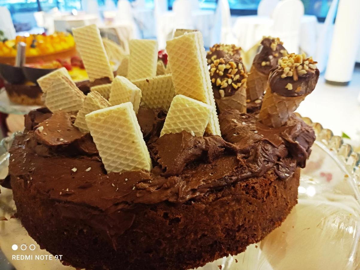 Garisenda -b&b&brunch In Centro A Riccione- 3* Riccione
